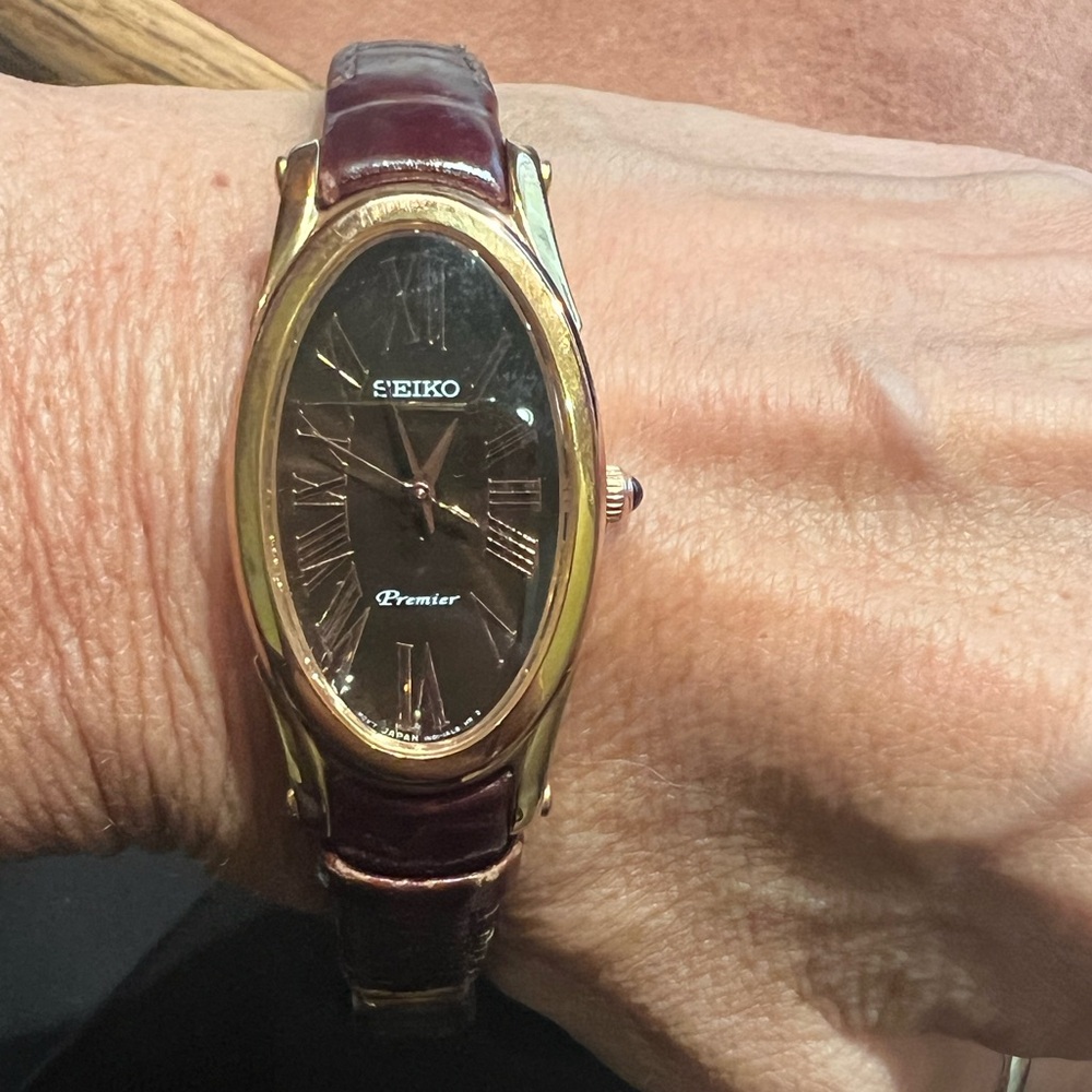 Seiko Premier Burgandy womens watch